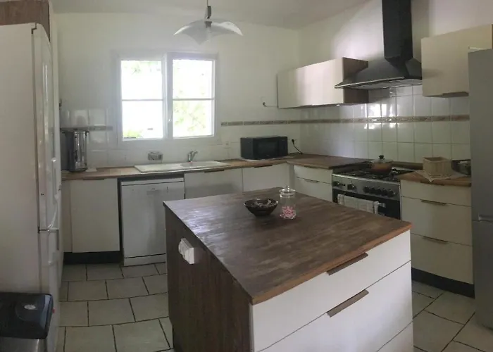 D'hôtes Sous Les Grands Chênes Boheme Saint-Etienne-de-Corcoue