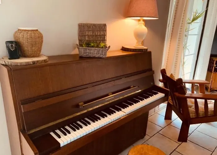 Couette-café D'hôtes Sous Les Grands Chênes Boheme *